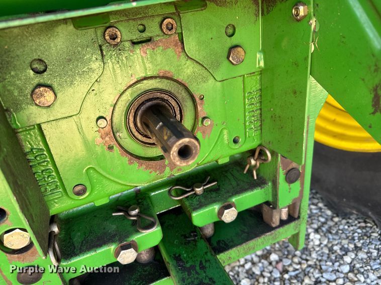 image for item EQ1127 2013 John Deere 6125M MFWD tractor