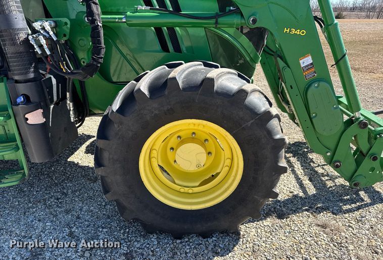 image for item EQ1127 2013 John Deere 6125M MFWD tractor