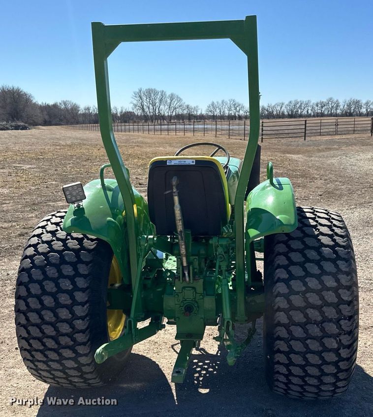 image for item EQ1130 John Deere 950 MFWD tractor