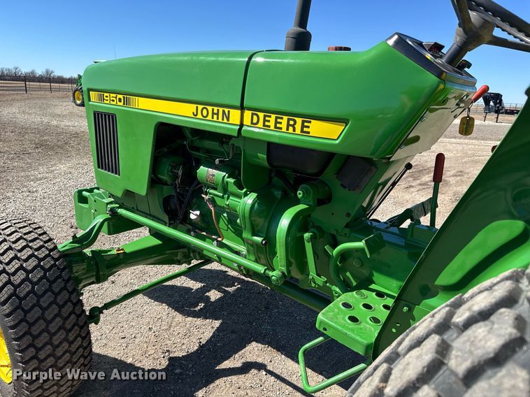 image for item EQ1130 John Deere 950 MFWD tractor