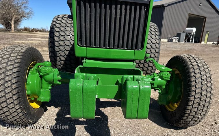 image for item EQ1130 John Deere 950 MFWD tractor