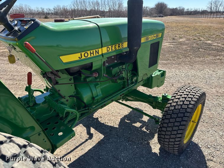 image for item EQ1130 John Deere 950 MFWD tractor