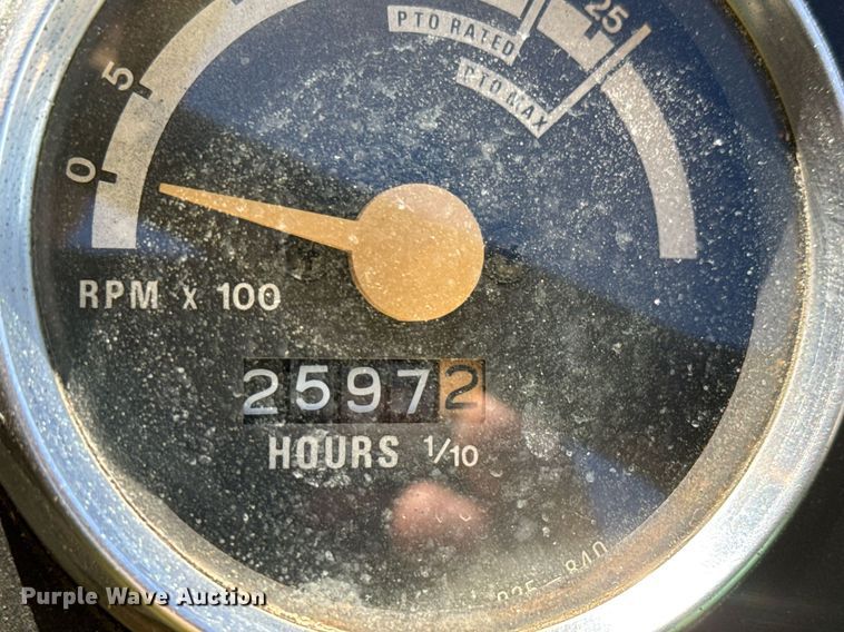 image for item EQ1130 John Deere 950 MFWD tractor