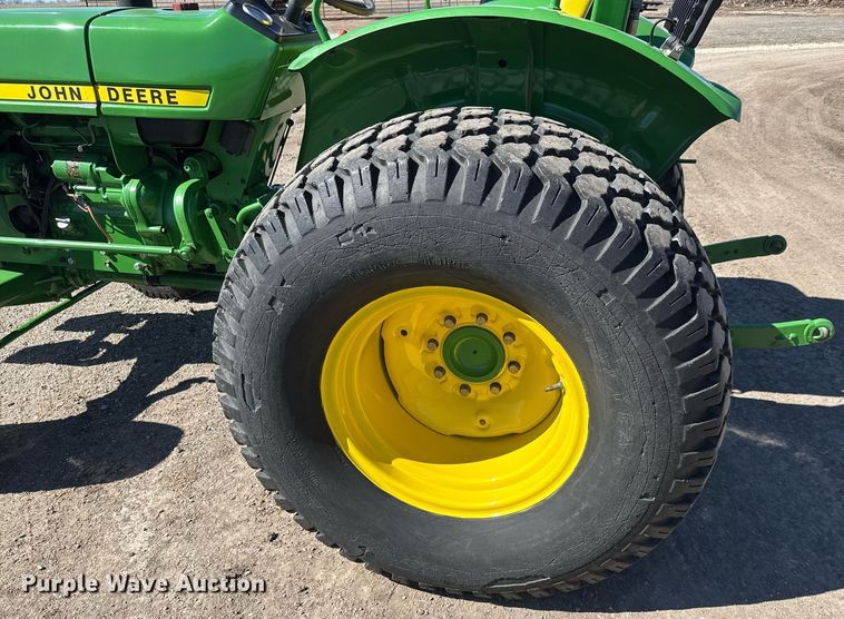 image for item EQ1130 John Deere 950 MFWD tractor