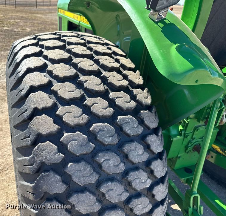 image for item EQ1130 John Deere 950 MFWD tractor