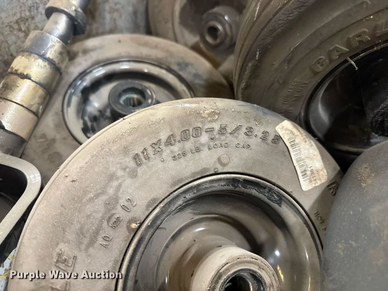 image for item EQ1154 (10) tires and wheels