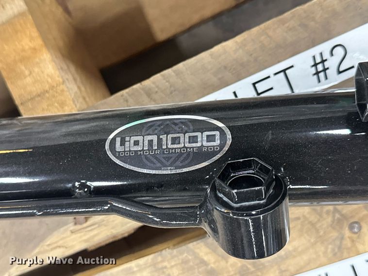 image for item EQ1158 (16) hydraulic cylinders 