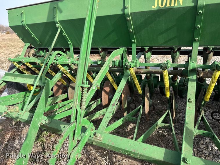 image for item EQ1212 John Deere grain drill