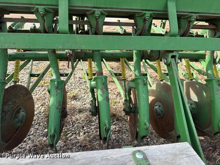 image for item EQ1212 John Deere grain drill