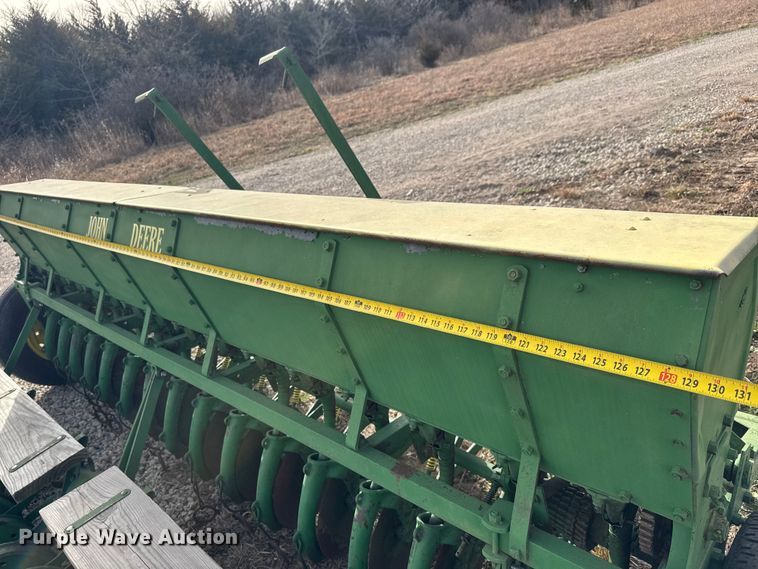 image for item EQ1212 John Deere grain drill