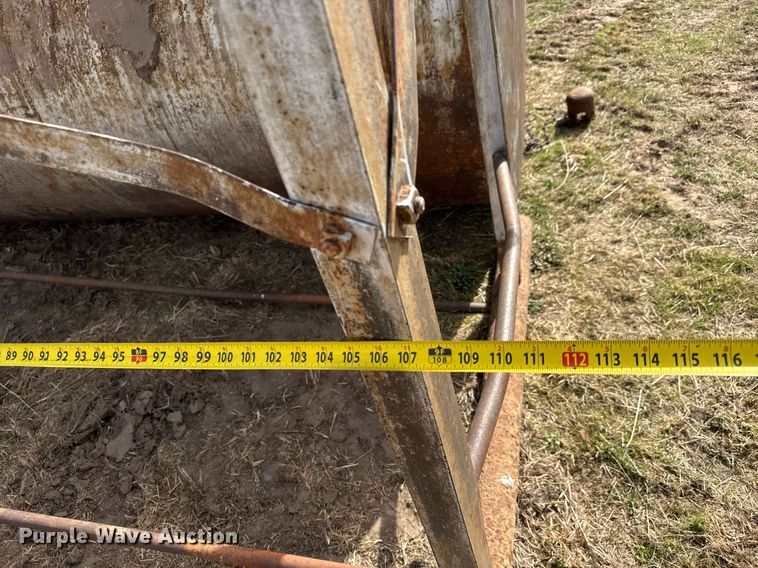 image for item EQ1217 Tanks