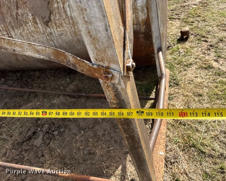 image for item EQ1217 Tanks