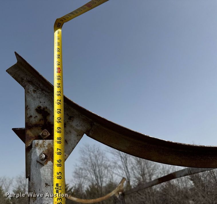 image for item EQ1217 Tanks