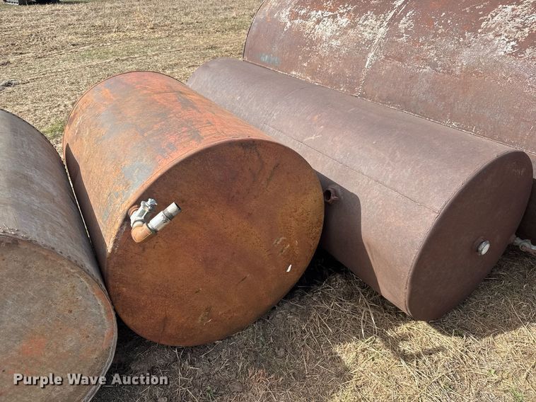 image for item EQ1217 Tanks