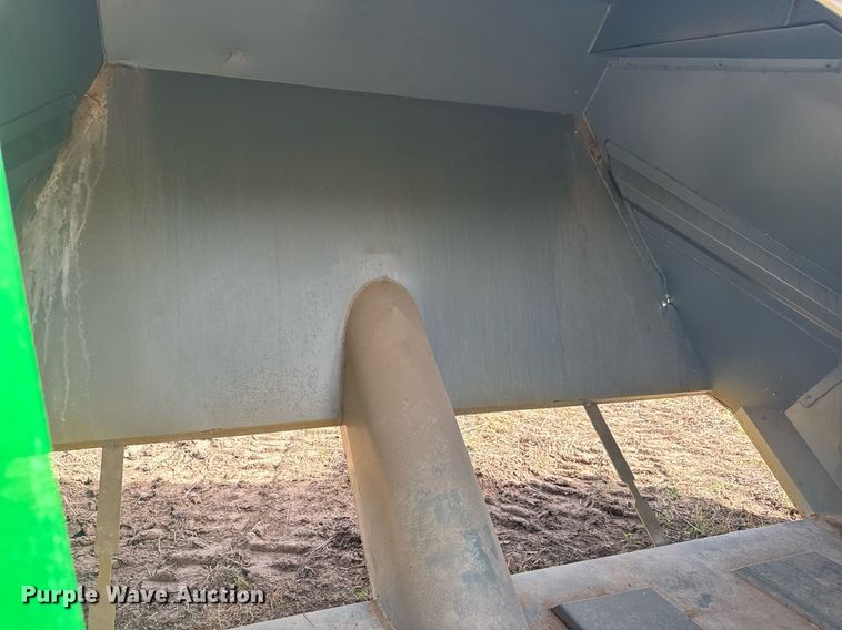 image for item EQ1217 Tanks