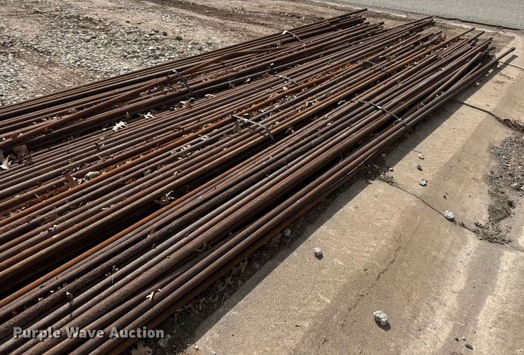 image for item EQ1227 Approximately 135 joints of pipe