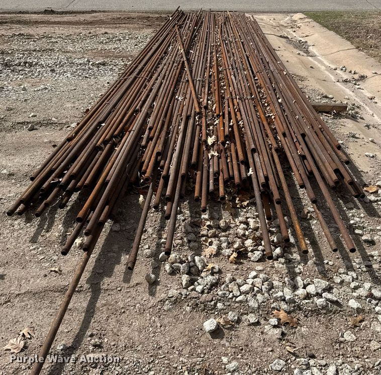 image for item EQ1227 Approximately 135 joints of pipe