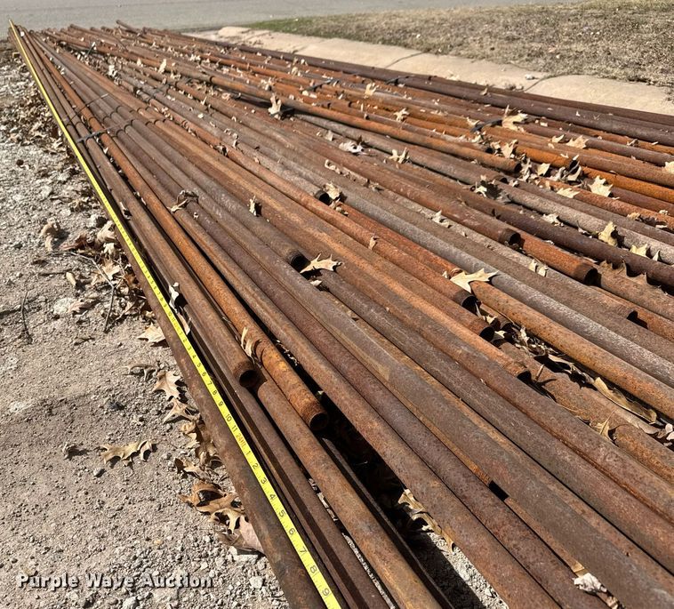 image for item EQ1227 Approximately 135 joints of pipe