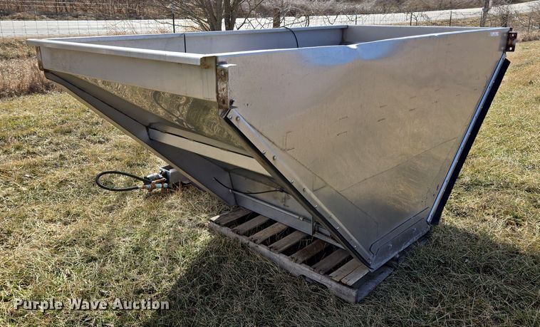 image for item EQ6689 Highway Equipment Company  Multaplier spreader