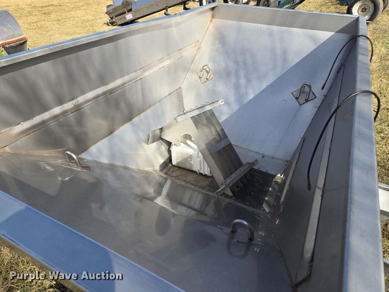 image for item EQ6689 Highway Equipment Company  Multaplier spreader