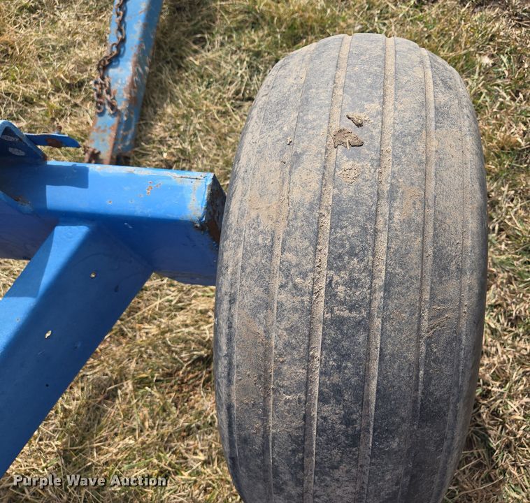 image for item EQ6692 Running gear