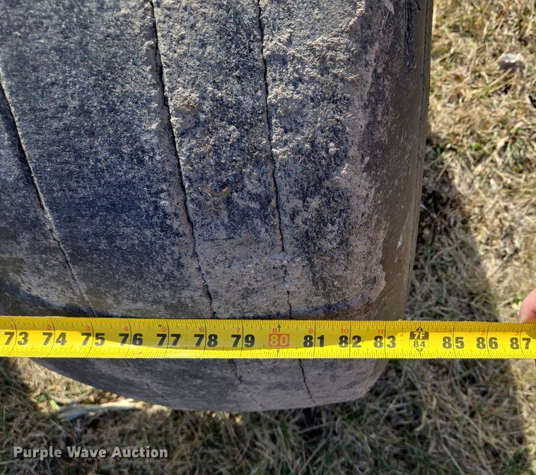 image for item EQ6693 Running gear