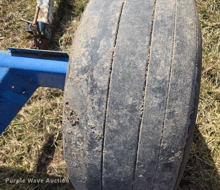 image for item EQ6693 Running gear