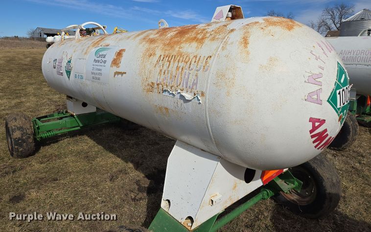 image for item EQ6694 NH3 tank trailer