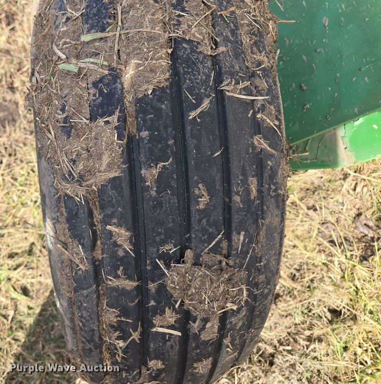 image for item EQ6694 NH3 tank trailer