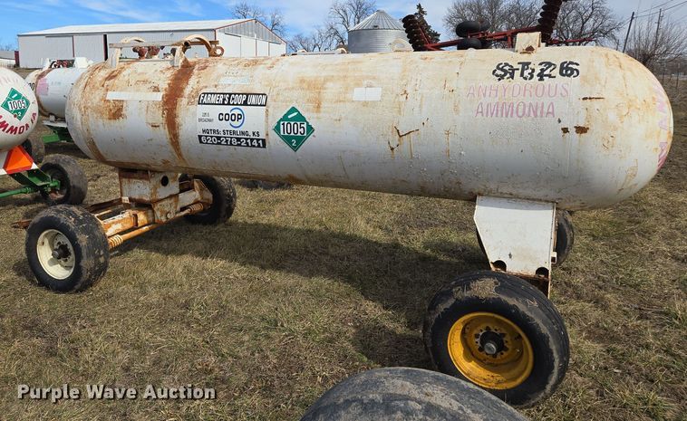 image for item EQ6695 NH3 tank trailer