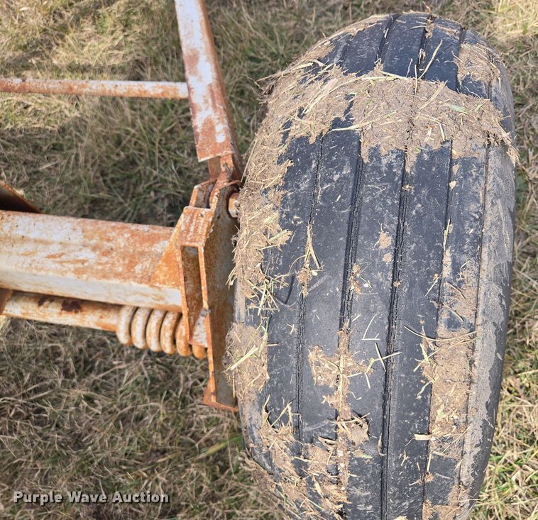 image for item EQ6695 NH3 tank trailer