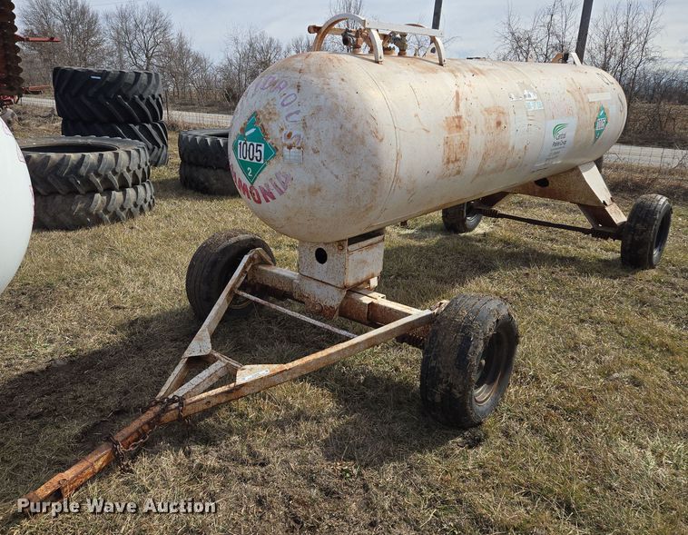 image for item EQ6696 NH3 tank trailer