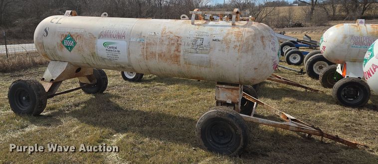 image for item EQ6696 NH3 tank trailer