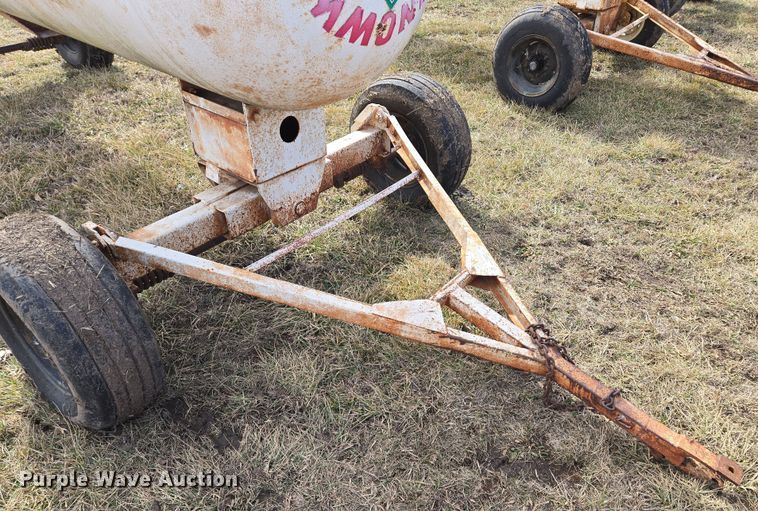 image for item EQ6696 NH3 tank trailer