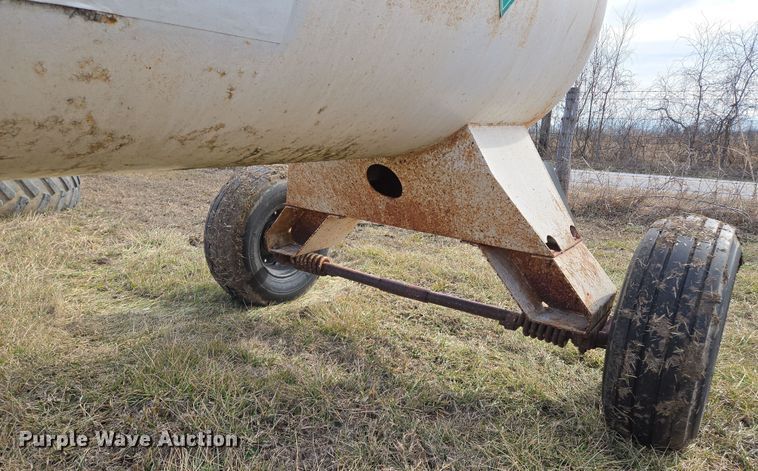 image for item EQ6696 NH3 tank trailer