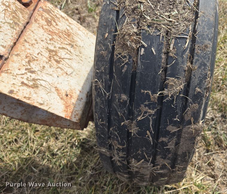 image for item EQ6696 NH3 tank trailer