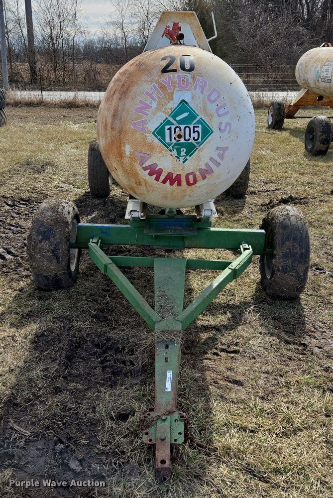 image for item EQ6700 NH3 tank trailer 