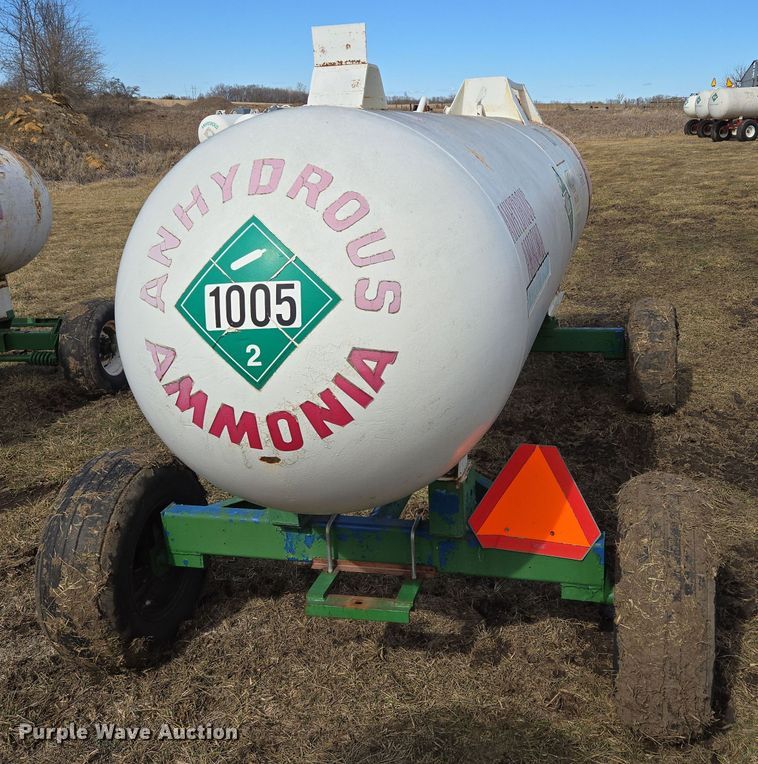 image for item EQ6700 NH3 tank trailer 