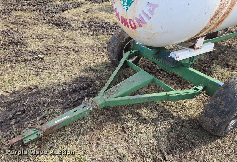 image for item EQ6700 NH3 tank trailer 