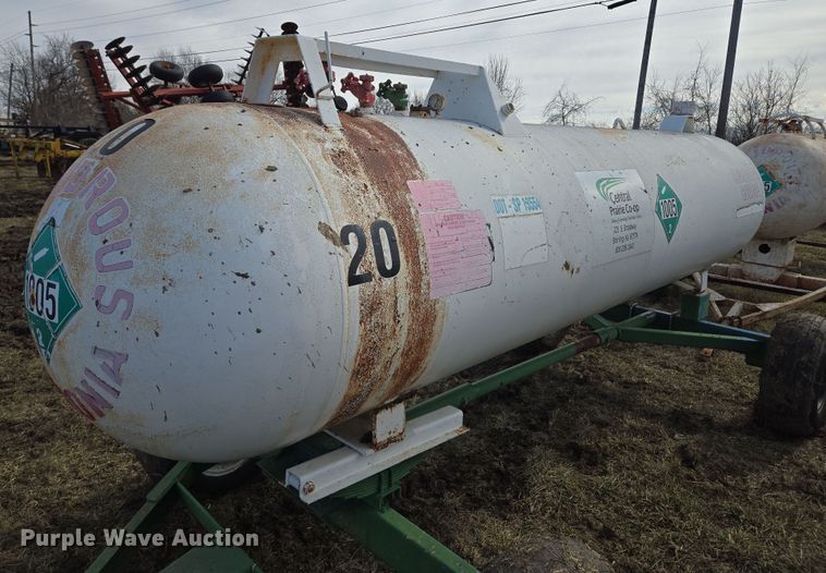 image for item EQ6700 NH3 tank trailer 