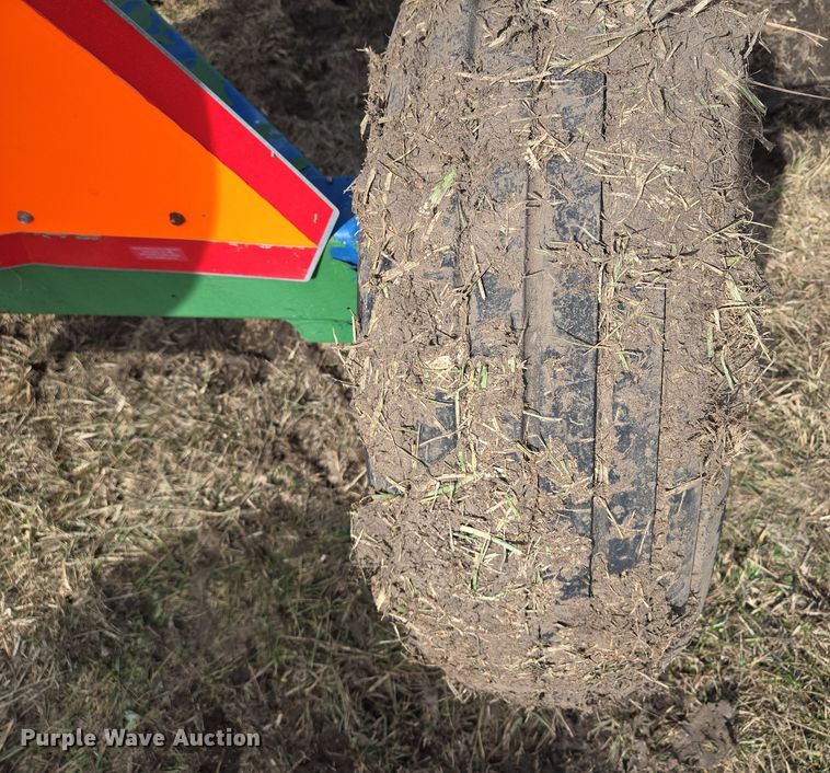 image for item EQ6700 NH3 tank trailer 