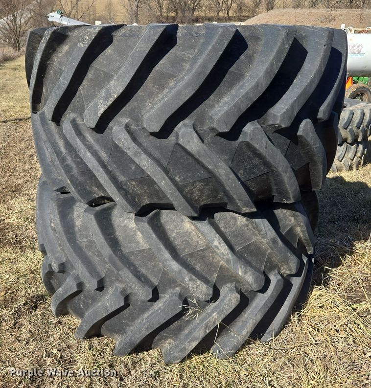 image for item EQ6704 (2) Trelleborg TM2000 900/60R32 tires