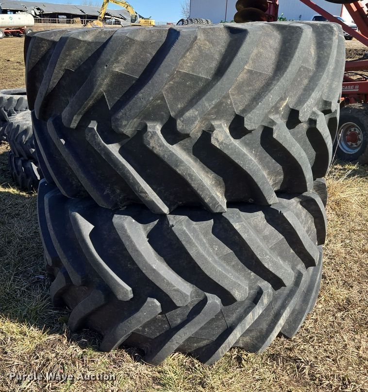image for item EQ6704 (2) Trelleborg TM2000 900/60R32 tires