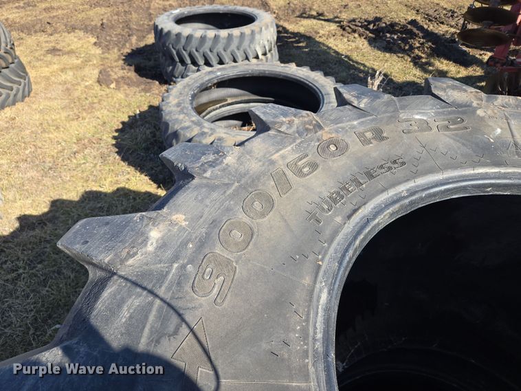 image for item EQ6704 (2) Trelleborg TM2000 900/60R32 tires