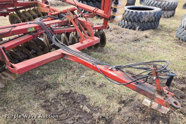 image for item EQ6705 Case IH  3950  tandem disk