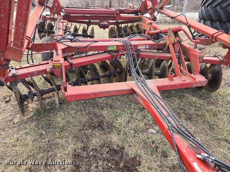 image for item EQ6705 Case IH  3950  tandem disk