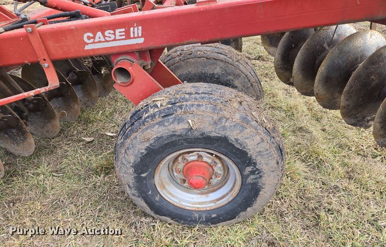 image for item EQ6705 Case IH  3950  tandem disk