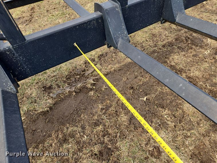 image for item EQ6707 Westendorf  Hay Man Bale Limo  hay bale trailer