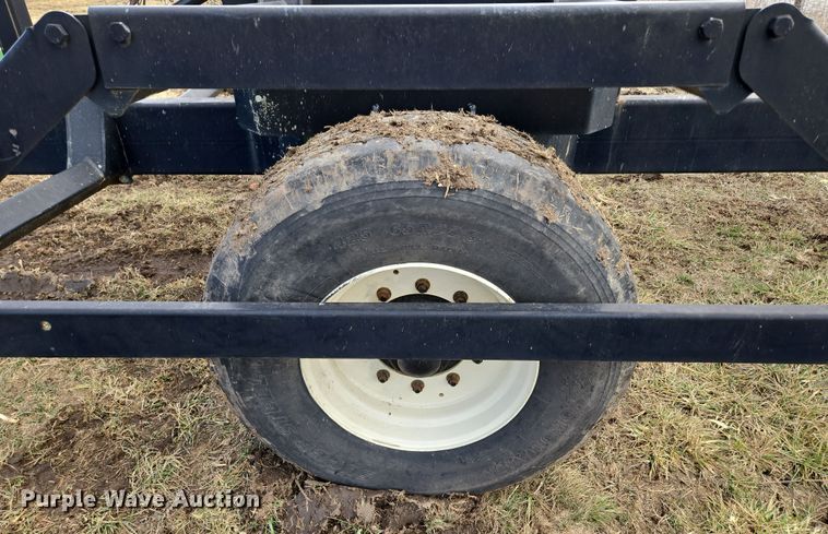 image for item EQ6707 Westendorf  Hay Man Bale Limo  hay bale trailer