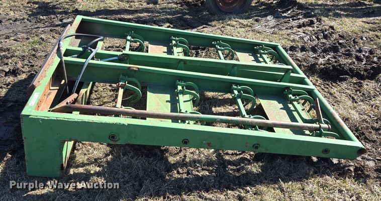 image for item EQ6708 Skid steer bale accumulator grapple